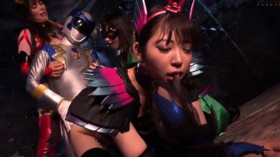 Actual amateurs filming themselves having group sex - drtuber.com - Japan
